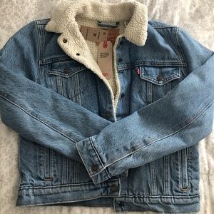 Levi’s Sherpa-lined Original Trucker Jacket NWT
